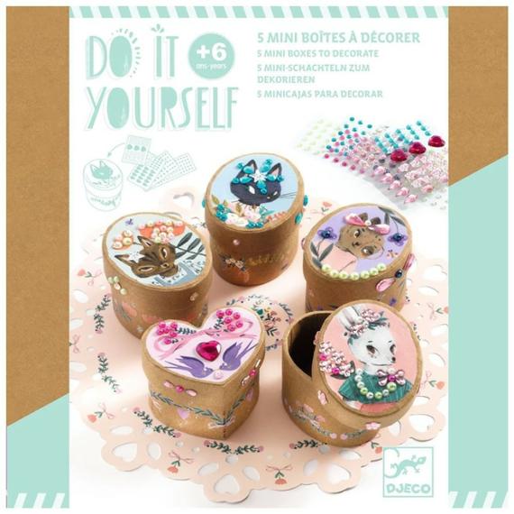 Arts & Crafts |  Do It Yourself Adorable Mini Boxes