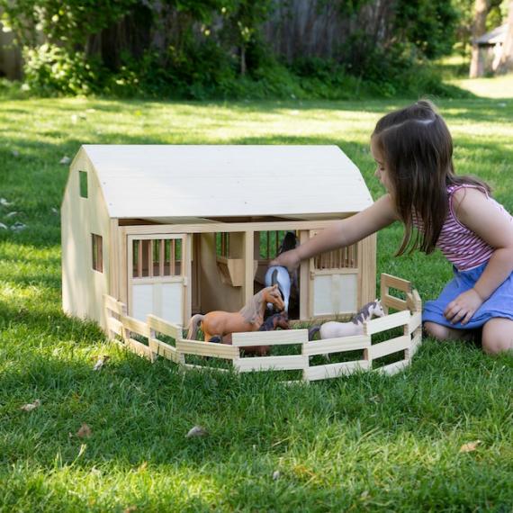 Imaginative Play |  Countryside Stable & Corral